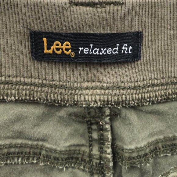 Lee Women Cargo Shorts Size 14 Medium Utility Relaxed Fit Outdoors Cropped Green - Picture 3 of 16